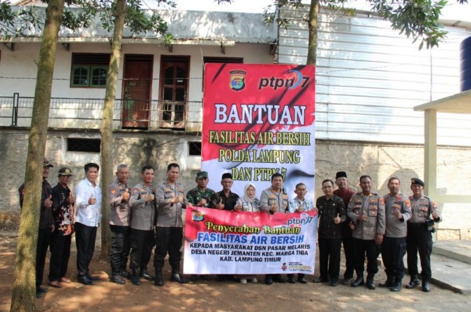 Fasilitas Air Bersih PTPN VII-Polda Lampung untuk Desa Negeri Jemanten