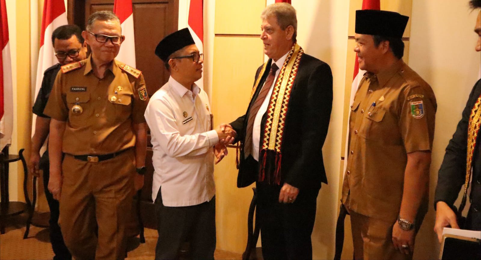 Kepala Kantor Wilayah Kementerian Agama Lampung, Sampaikan Donasi Untuk Palestina