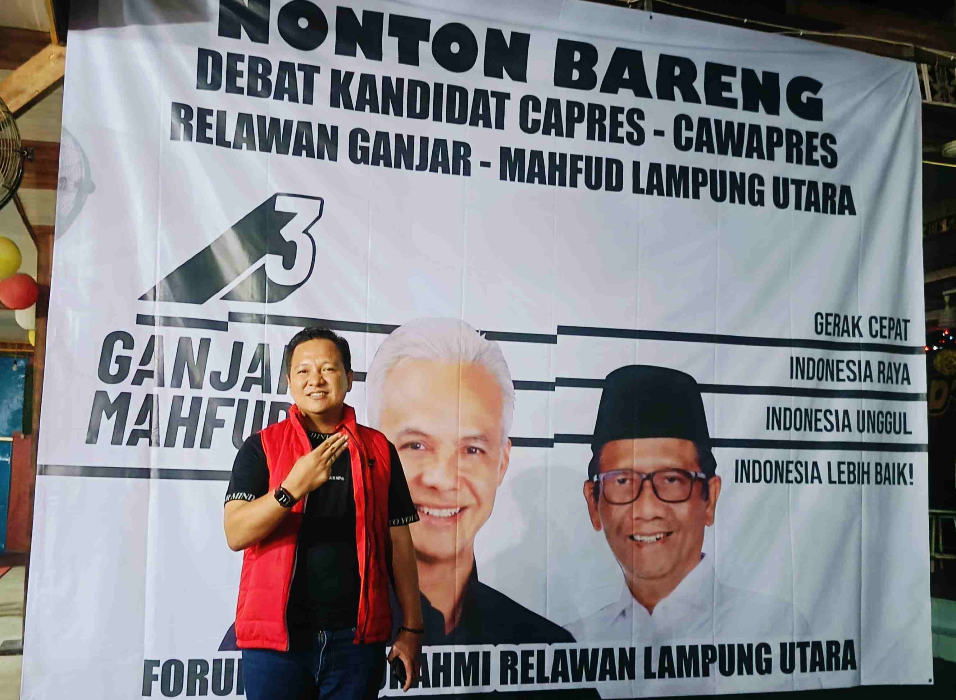 Relawan Ganjar-Mahfud Lampung Utara, Antusias Saksikan Debat Capres Dan Cawapres
