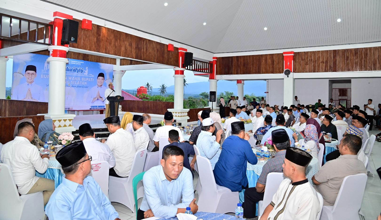 Bupati dan Wakil Bupati Lampung Selatan Gelar Silaturahmi dan Buka Puasa Bersama Tokoh Masyarakat