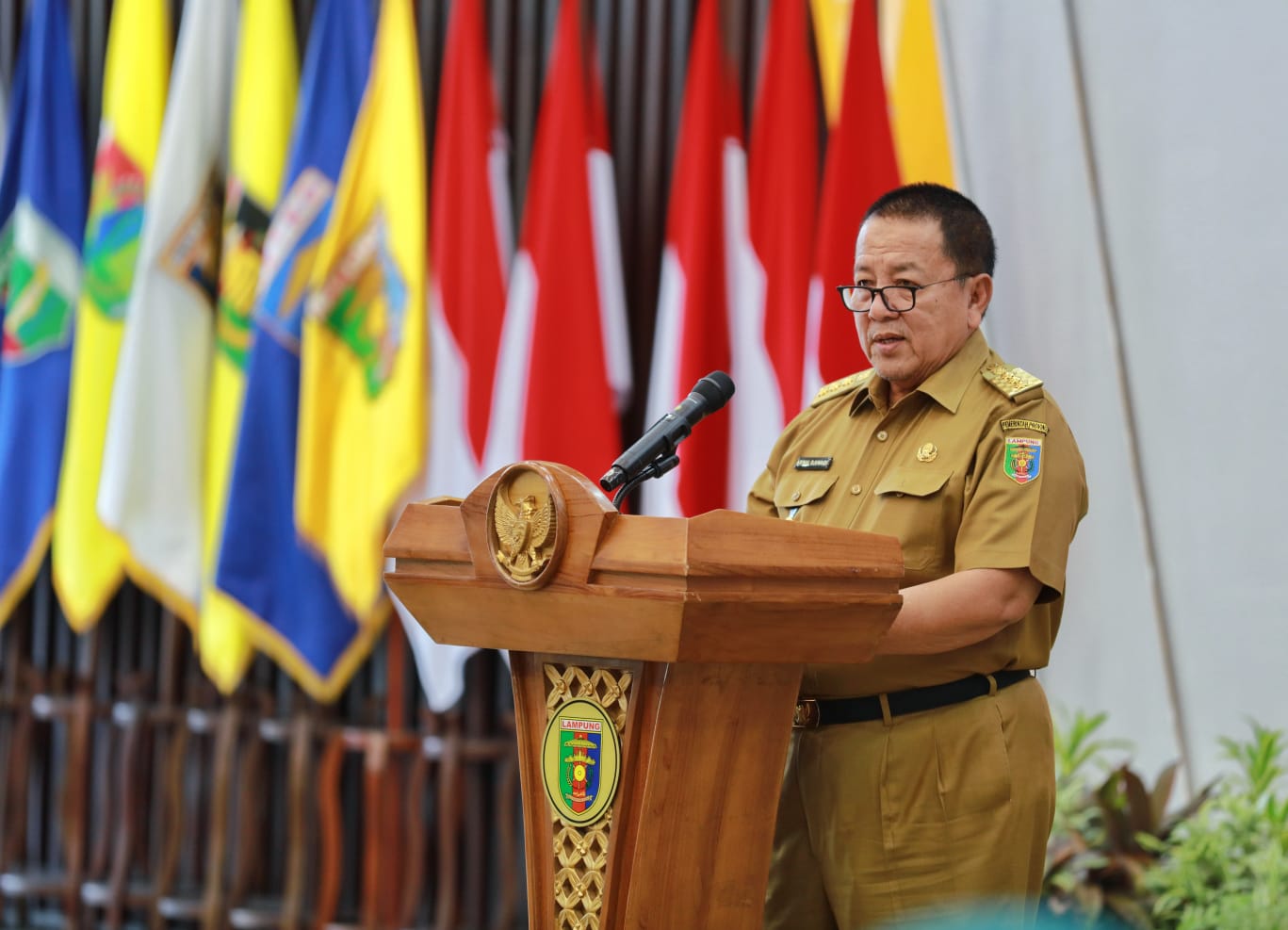 Peringatan Hari Kesatuan Gerak PKK ke-51, Riana Sari Arinal Sampaikan Penghargaan Kepada Perempuan Berjasa dan Kader PKK Inspiratif