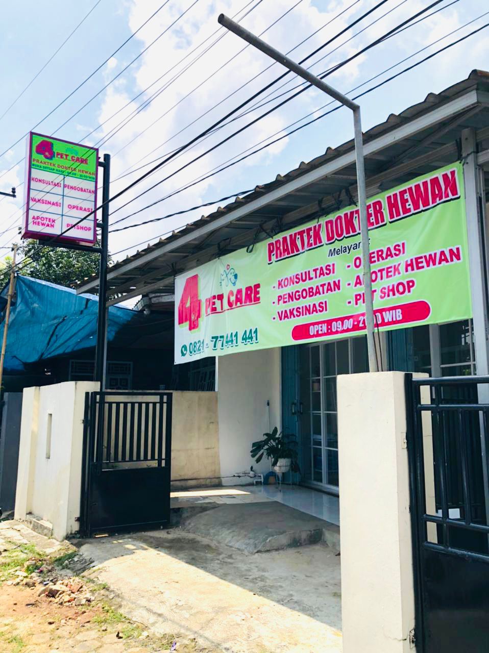 Klinik 4 Pet Care Siap Berikan Pelayanan Kepada Klien