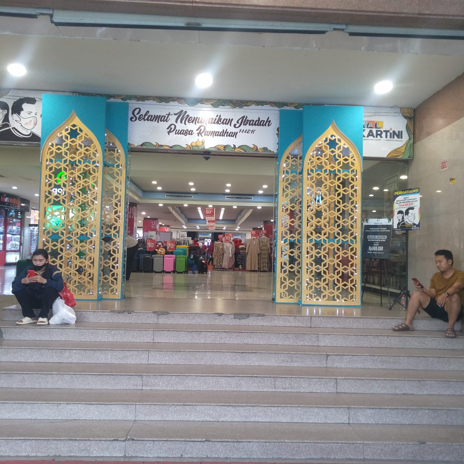 Jelang Ramadan, Mal Kartini Ramai Dibanding Hari Biasa