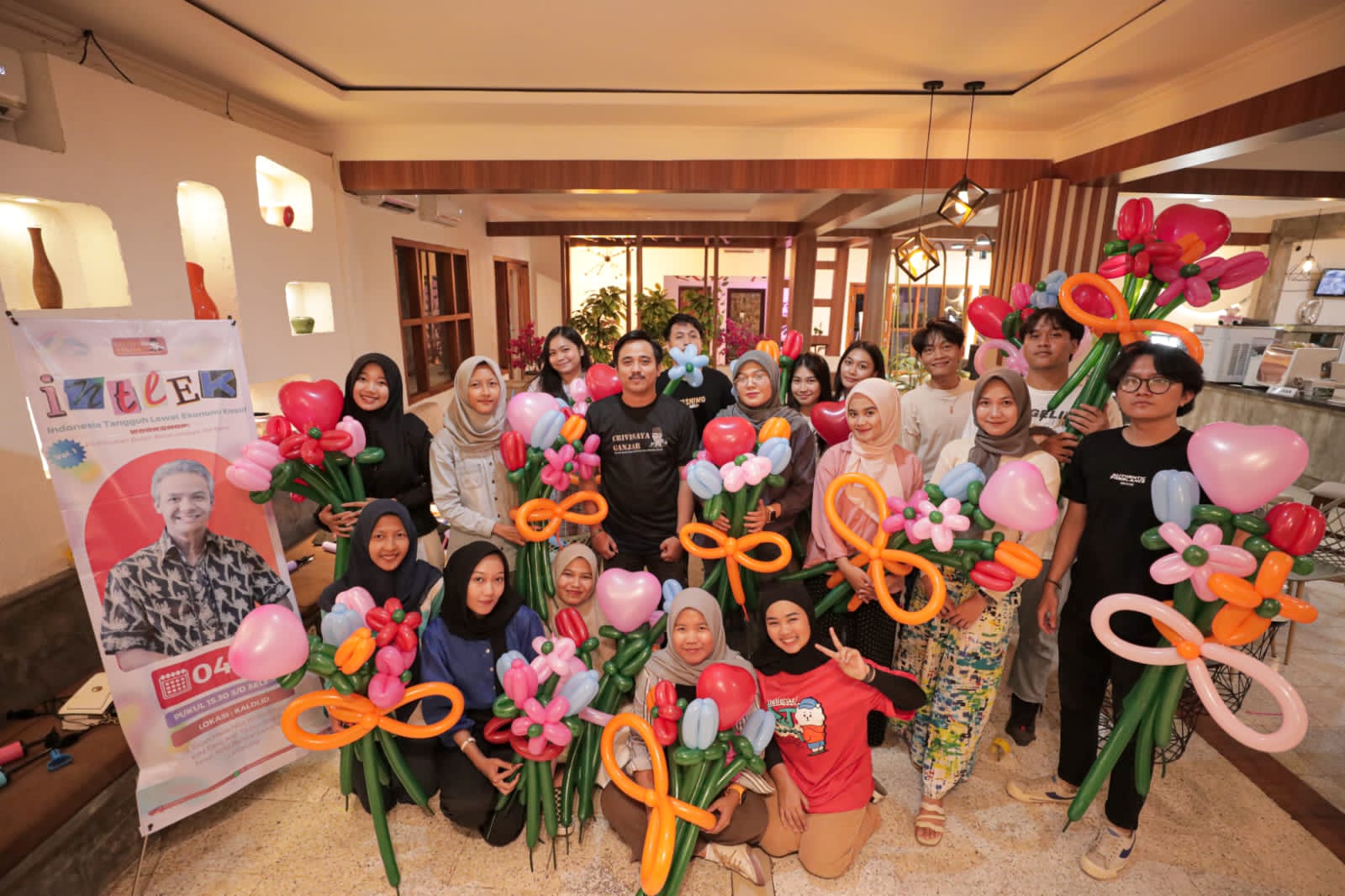 Crivisaya Ganjar Ajak Anak Muda Berkarya dan Berbisnis Melalui Workshop Kreasi Buket Balon