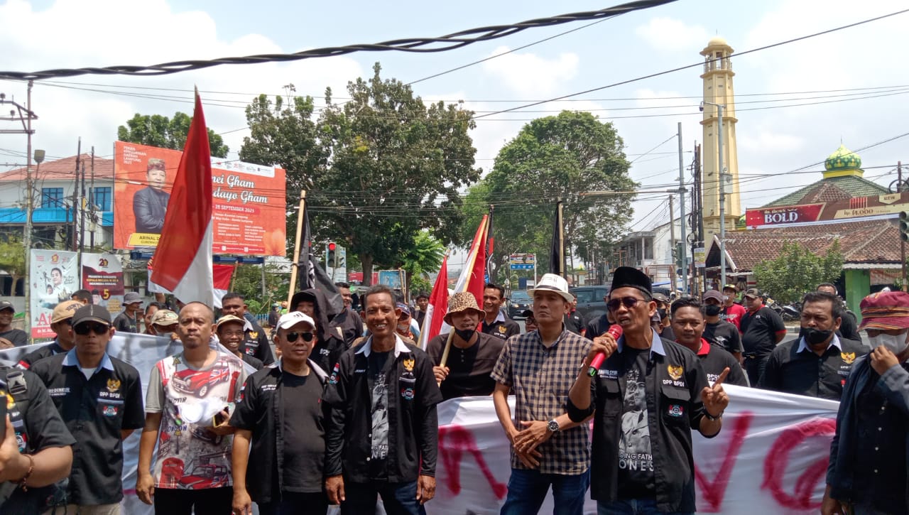 BPDI Demo DPRD Lampung, Minta Hentikan Reklamasi Pantai Karang Jaya Panjang