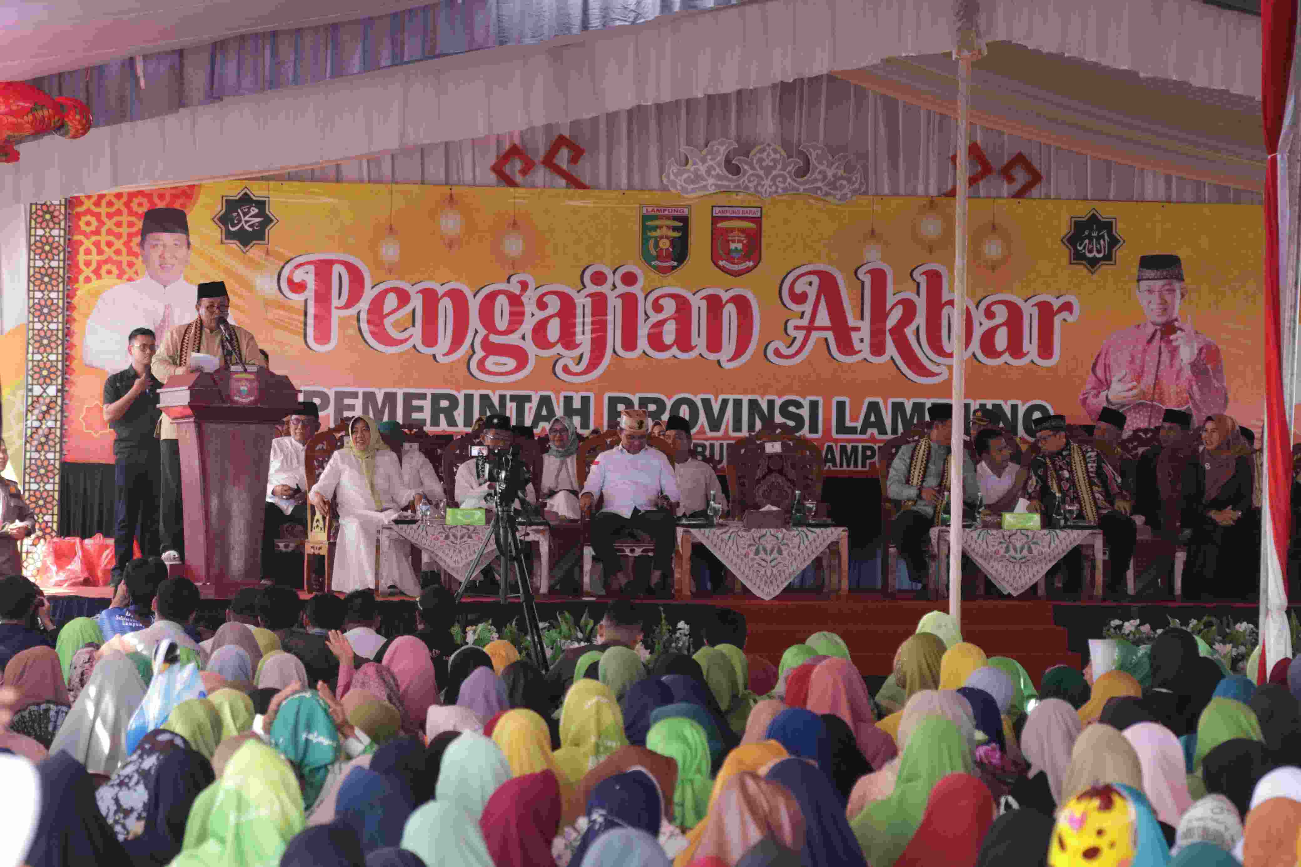 Pemerintah Provinsi Lampung Gelar Pengajian Akbar di Kabupaten Lampung Barat