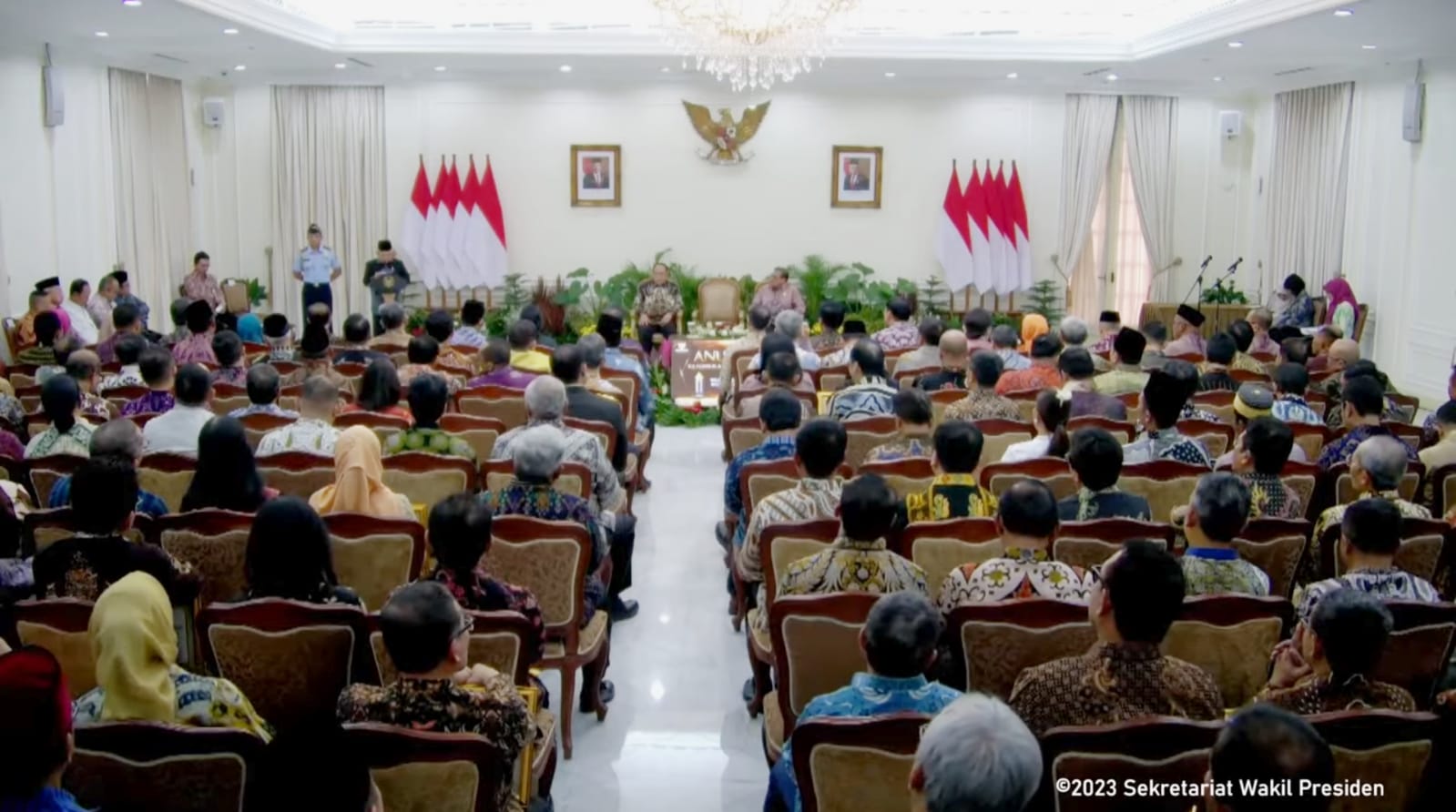 Gubernur Arinal Djunaidi Terima Anugerah Keterbukaan Informasi Publik Tahun 2023, Kualifikasi Informatif Kategori Pemerintah Provinsi