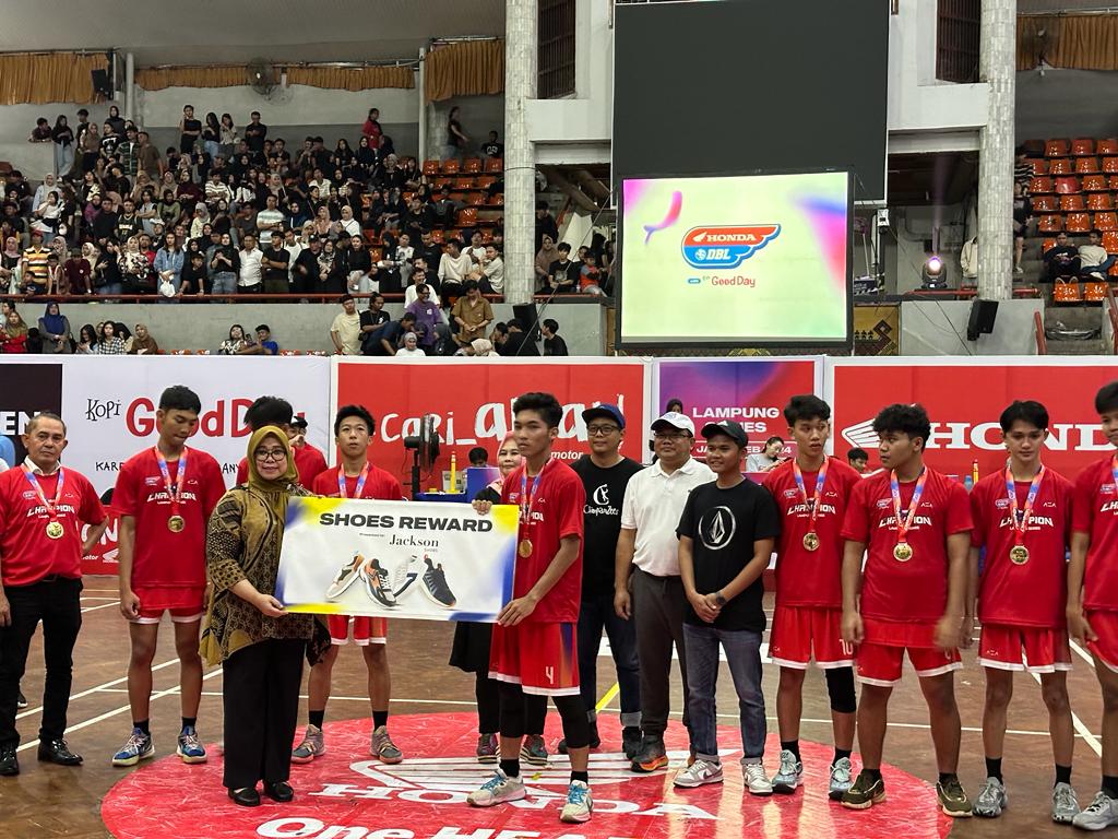 SMA YP Unila Kawinkan Juara Putra-putri Di Final Party Honda DBL With Kopi Good Day 2024, Lampung Series