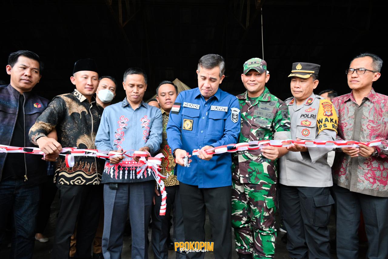 Bupati Pesawaran, Lepas Pendistribusian Logistik Pemilu 2024