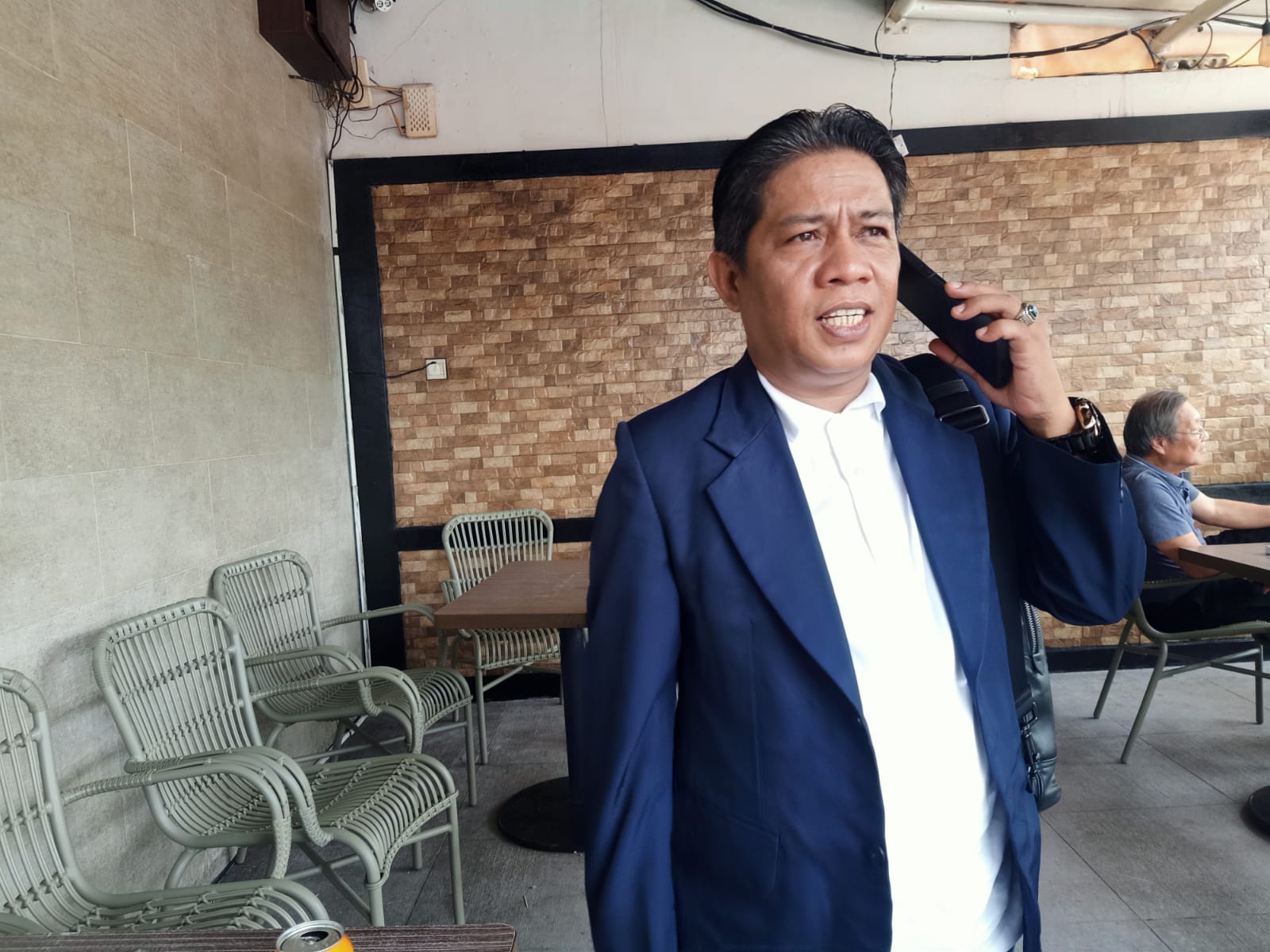 Juniardi Sesalkan, Gindha Ansori Takuti Wartawan Bela Penguasa