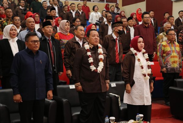 Gubernur Arinal Hadiri Pelantikan Pengurus Pusat IKA FH Unila Masa Bakti 2023-2028