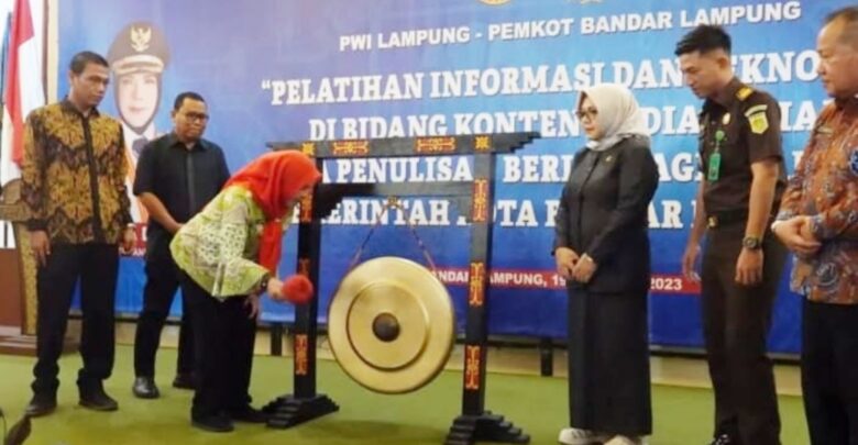 Pemkot Gandeng PWI Latih ASN Tingkatkan Keahlian IT & Penulisan Berita