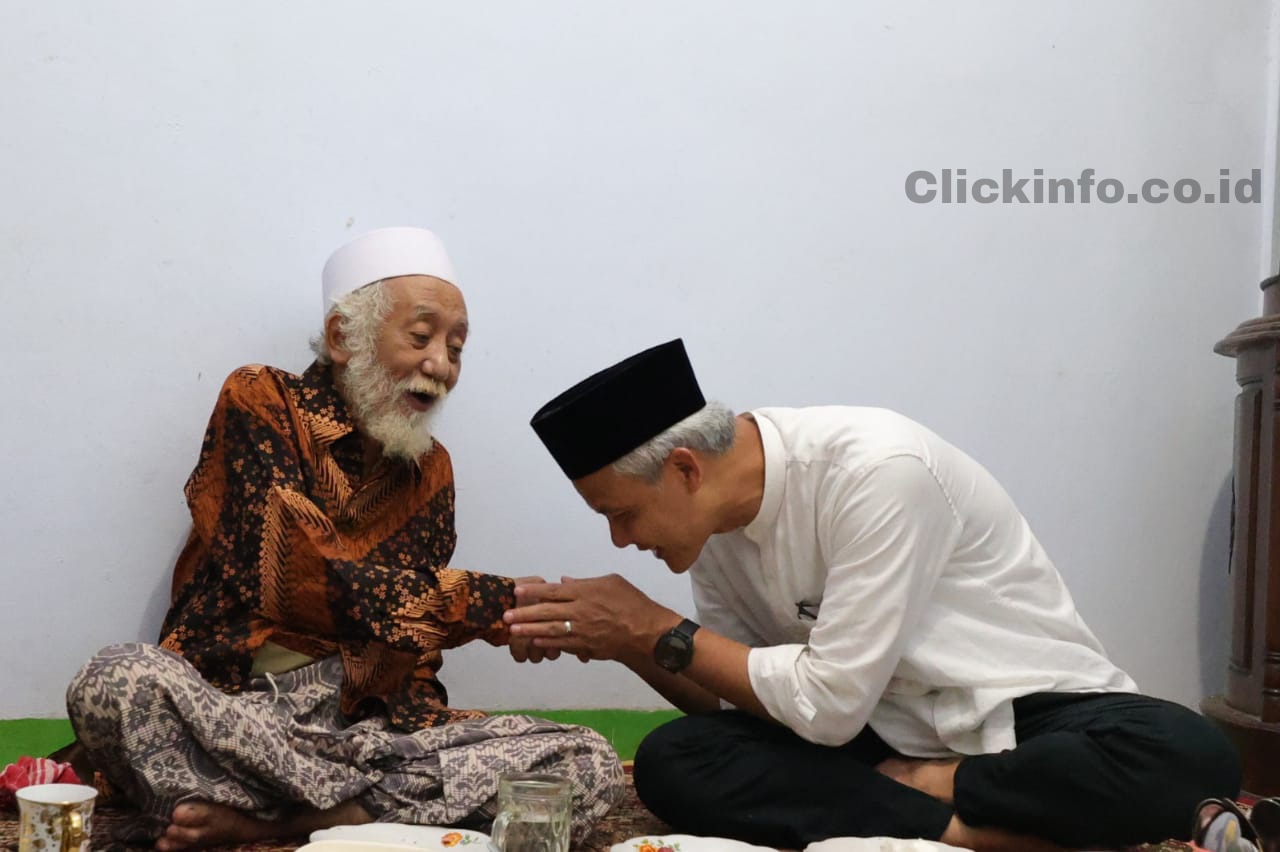 Ganjar Dapat Dukungan Abuya Muhtadi, Ulama Kharismatik Banten