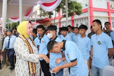 Bunda Riana Sari Arinal Kunjungi Lembaga Pembinaan Khusus Anak Kelas II Bandar Lampung dalam Rangka Memperingati Hari Anak Nasional 2023