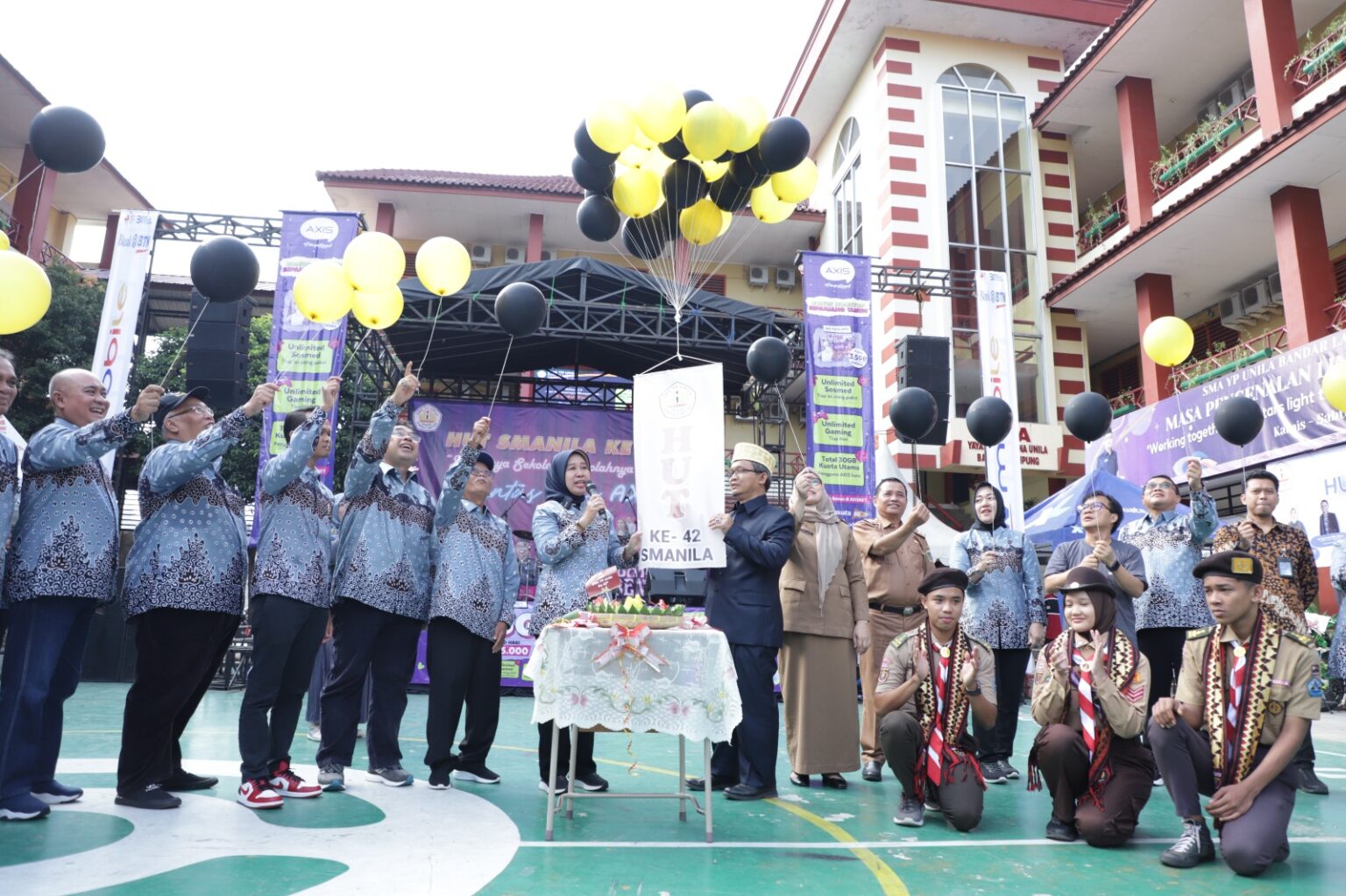 Peringati HUT ke-42 SMA YP Unila, Rektor Unila Beri Apresiasi