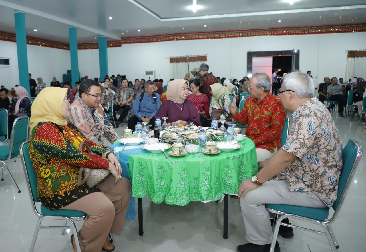 FP Gelar Gala Dinner Rangkaian Seminar Ilmiah dan Kongres PFI