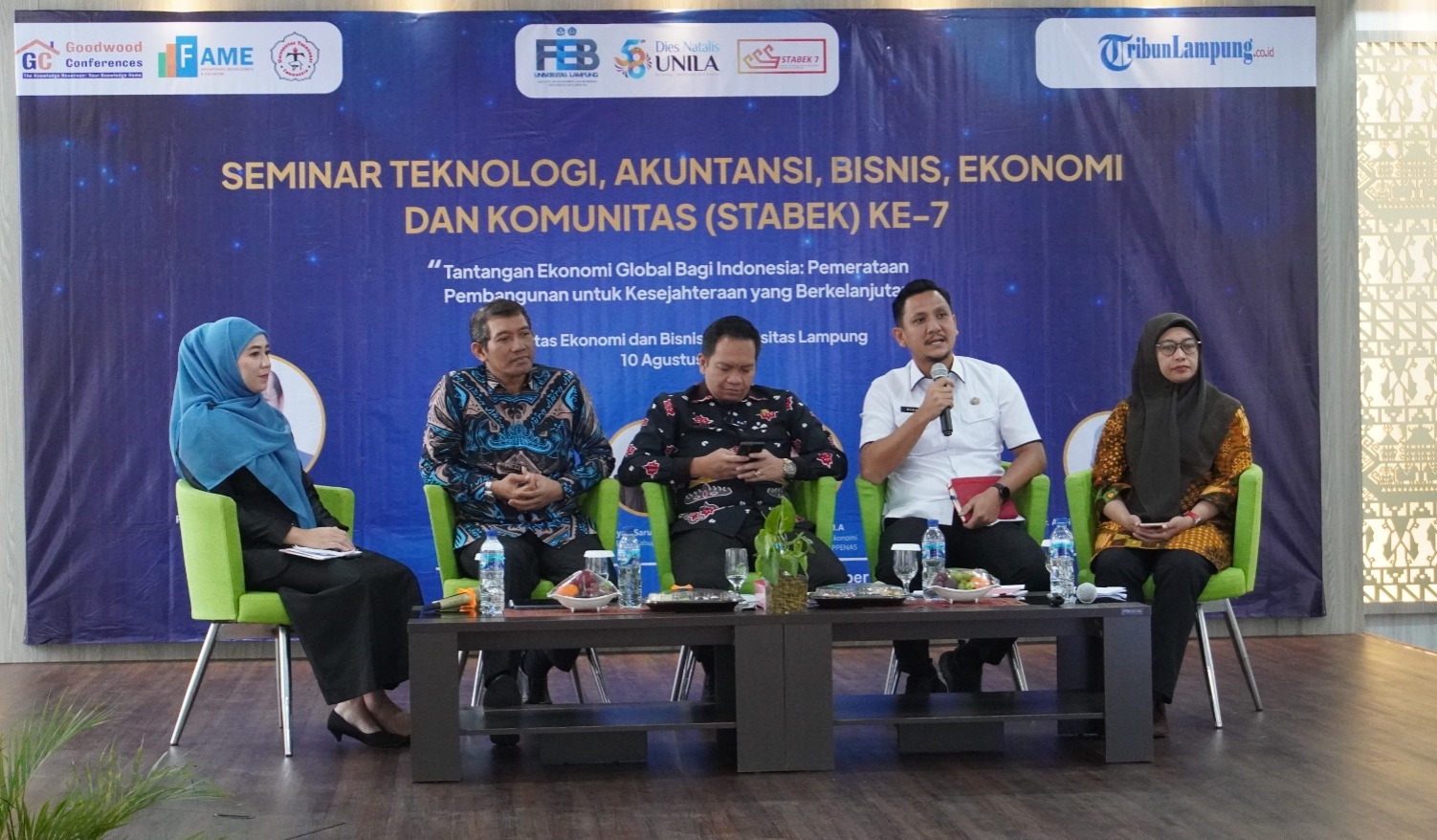 Semnas STABEK ke-7 Unila: Tingkatkan Produktivitas dan Kualitas SDM untuk Tantangan Ekonomi Global