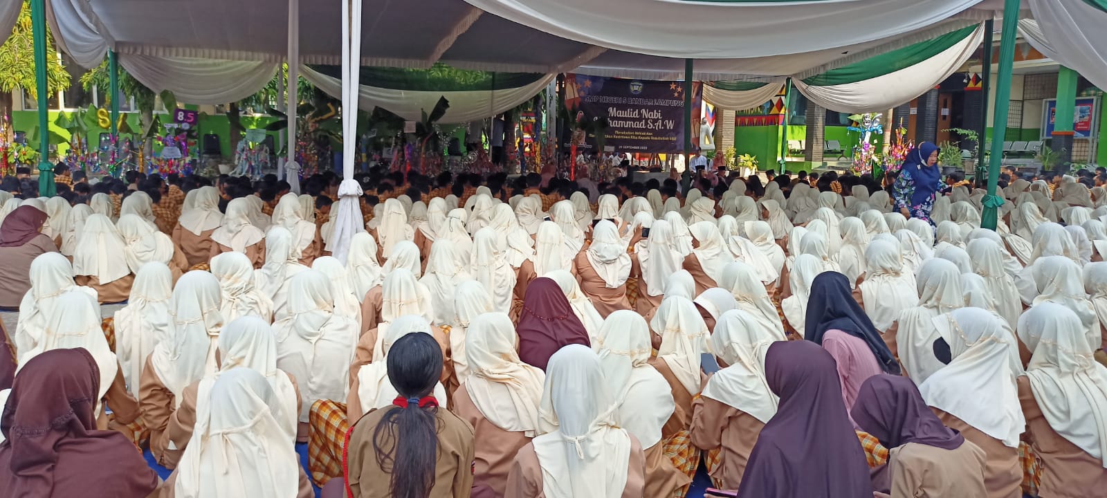 SMP Negeri 5 Bandar Lampung  Peringati Maulid Nabi Muhammad SAW 1445H