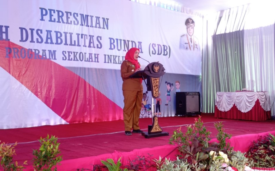 Walikota Bandar Lampung Eva Dwiana Resmikan SDB Negeri Pertama Di Indonesia