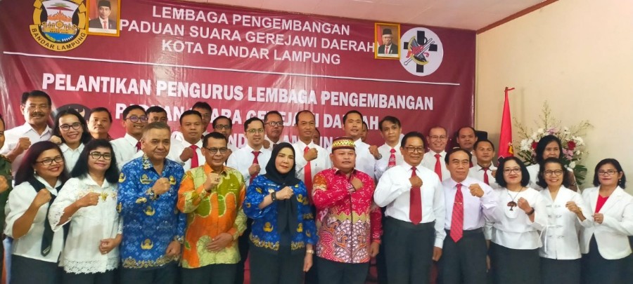 Walikota Bandarlampung Menghadiri dan Lantik Pengurus LPPD Kota Bandar Lampung