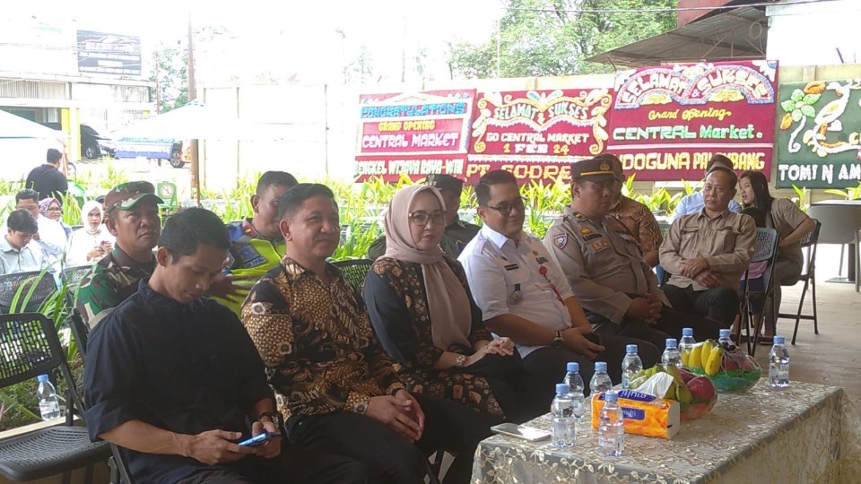 Grand Opening Central Market Cabang Ke-9 di Sako