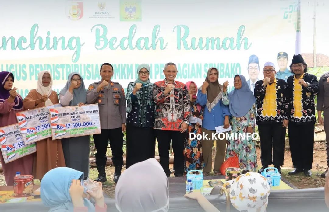 Ketua TP PKK Buka Launching Bedah Rumah dan Distribusi Bantuan Sosial Tahun 2025