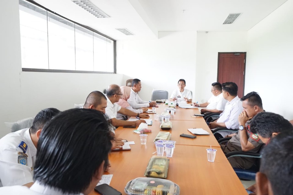 Pemkab Pesibar Mengelar Rapat Persiapan Menyambut NATARU 2024