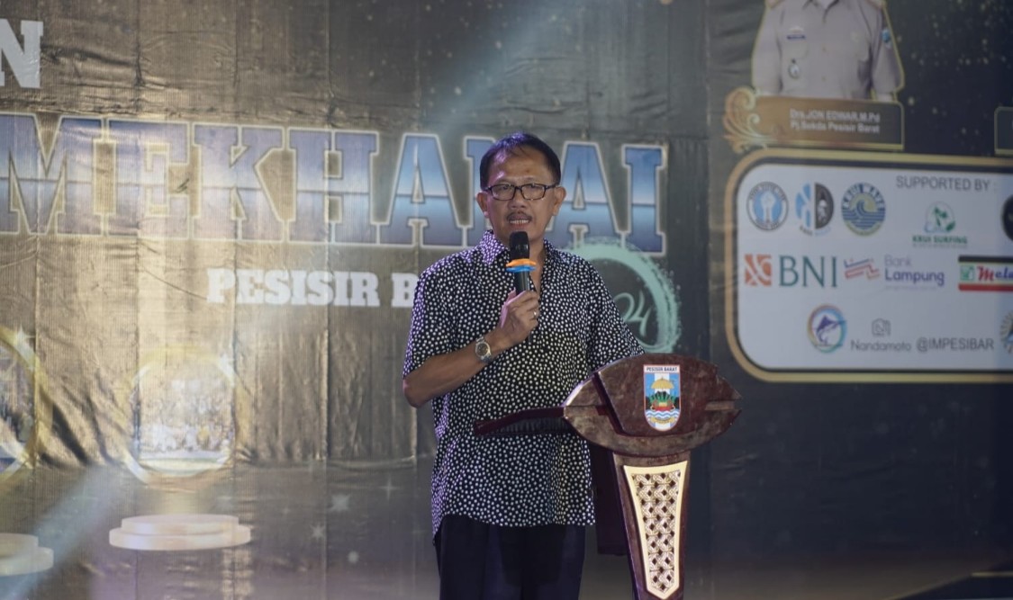 Bupati Agus Istiqlal Hadiri Grand Final Pemilihan  Muli Mekhanai Pesibar 2024