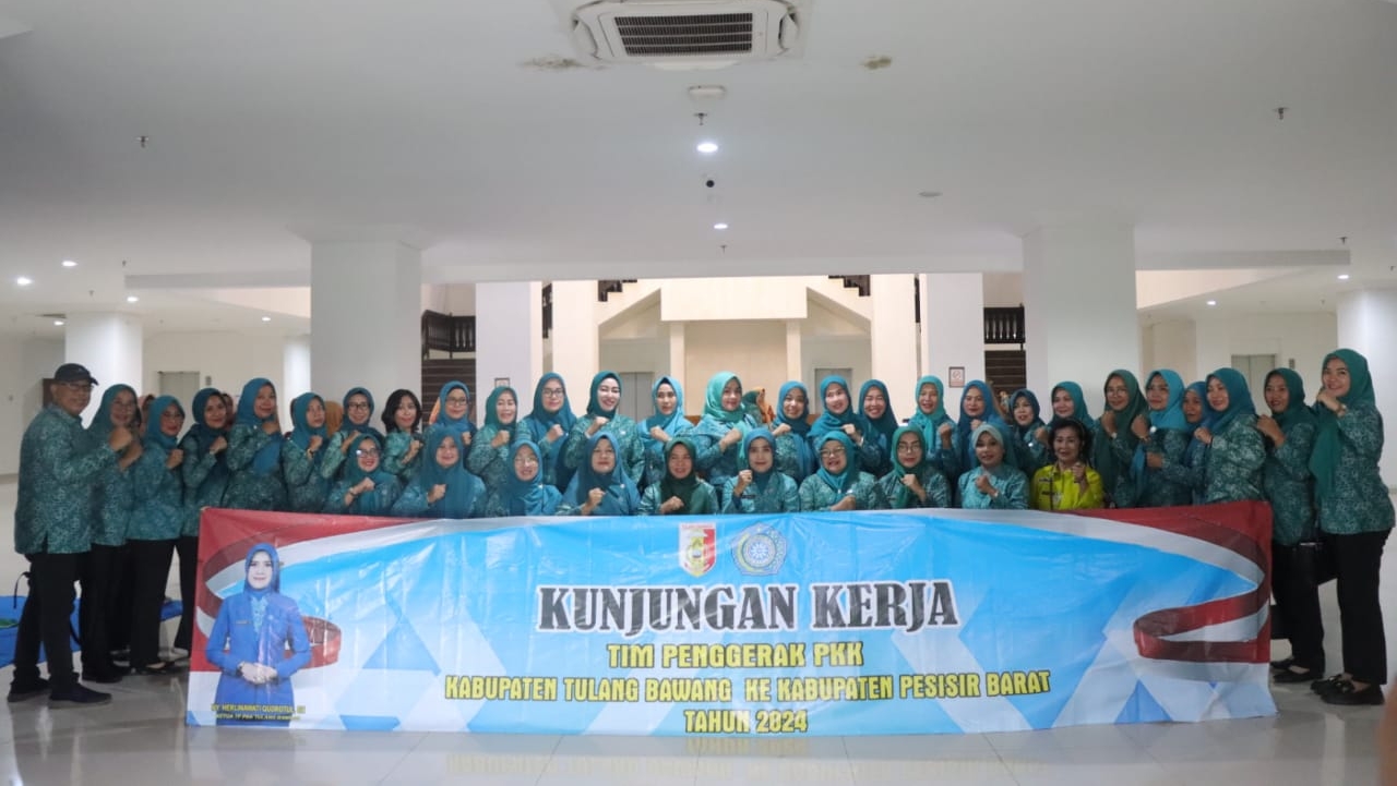 Ketua II TP-PKK Pesibar Sambut Kunker TP-PKK dan DWP Tuba