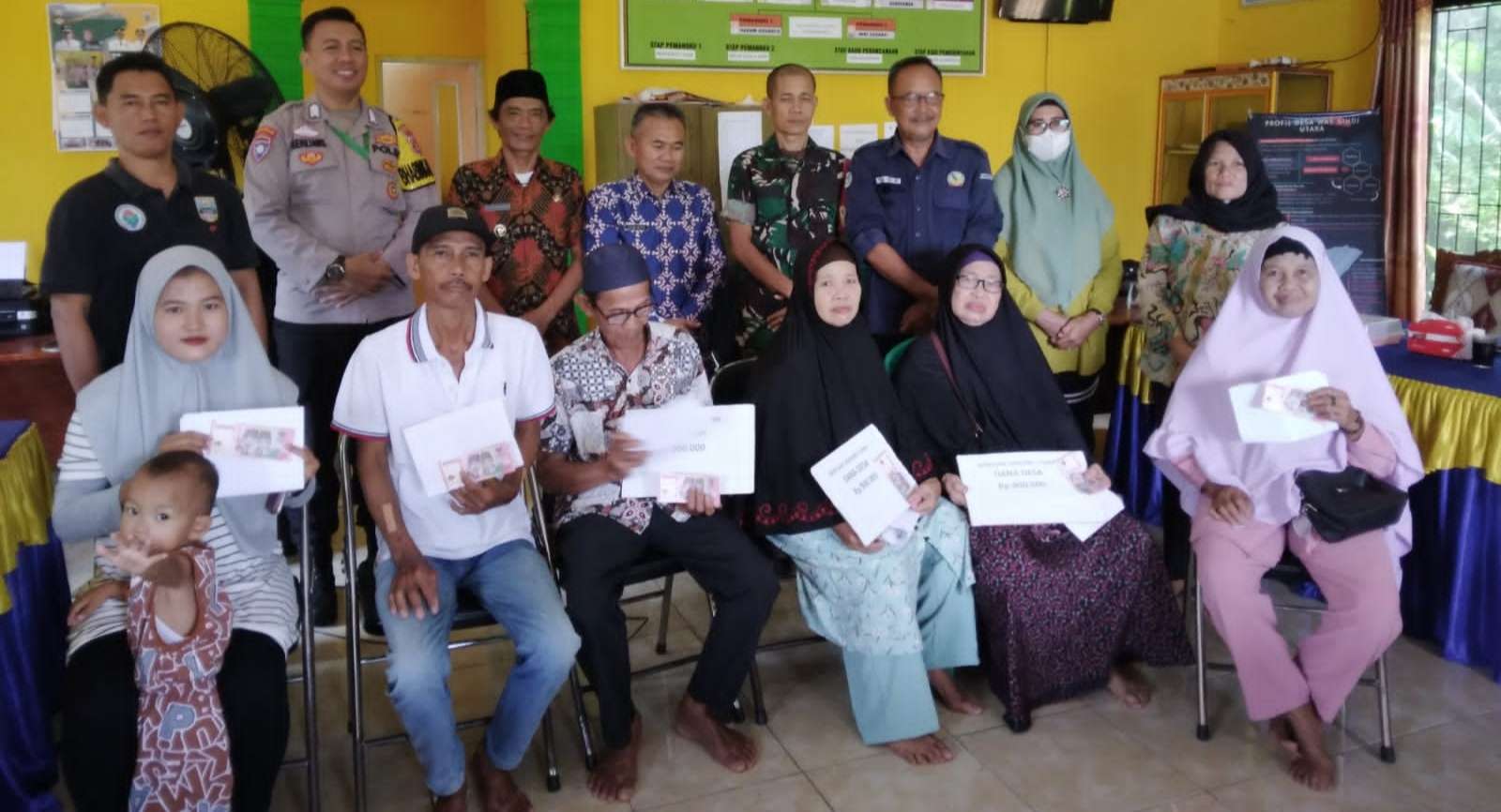 Peratin Marozi Kucurkan BLT-DD Pekon Way Sindi Utara