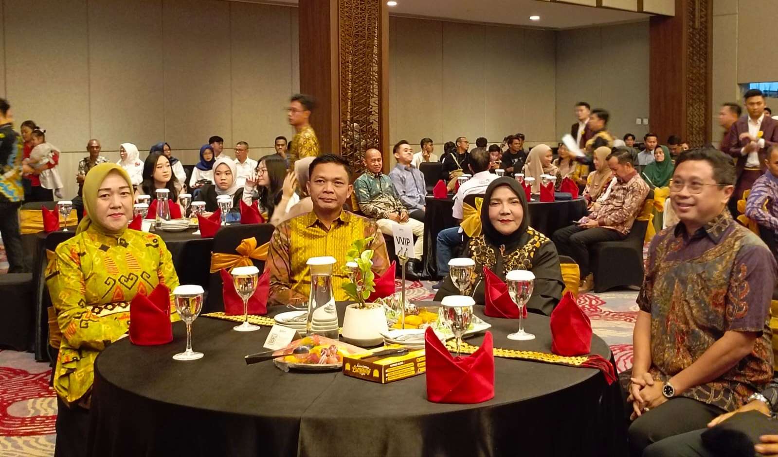 Walikota Bandarlampung Eva Dwiana Hadiri Grand Final Muli Mekhanai 2024