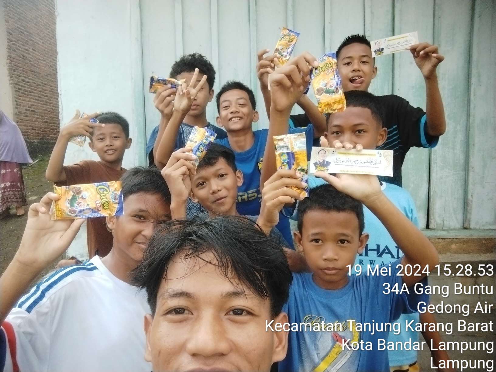 Relawan Sahabat Iqbal Ardiansyah Tebar Kebahagiaan di Bandarlampung