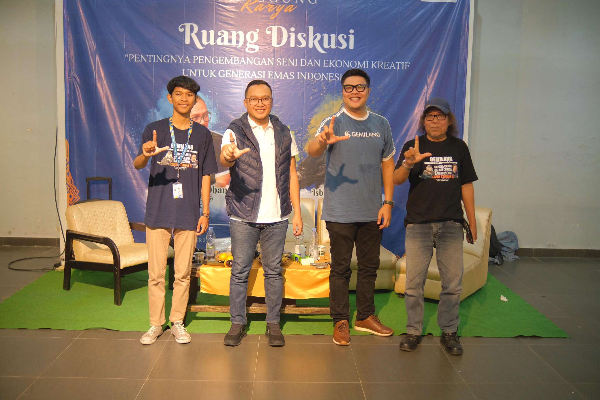 Gemilang Gelar Diskusi Publik pada Penutupan Pameran Satra dan Panggung Karya di Lampung