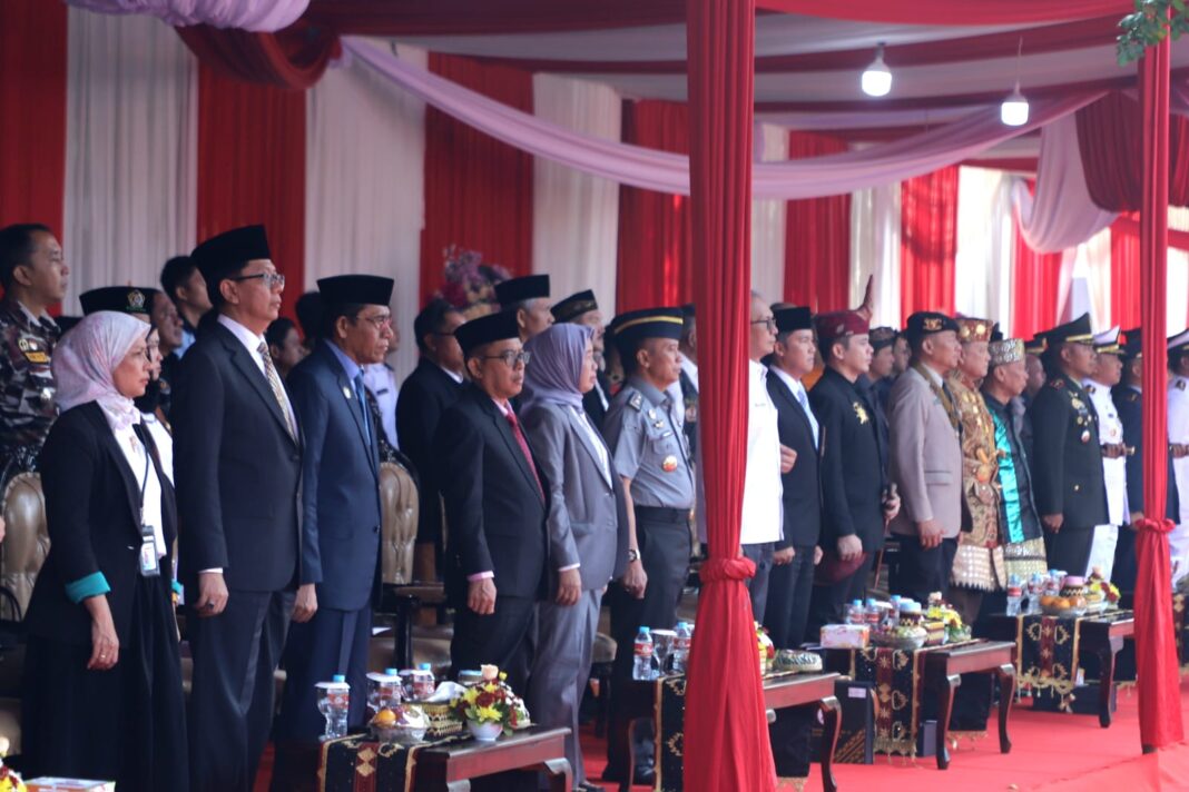 Rektor Unila Hadiri Upacara Hari Bhayangkara ke-78