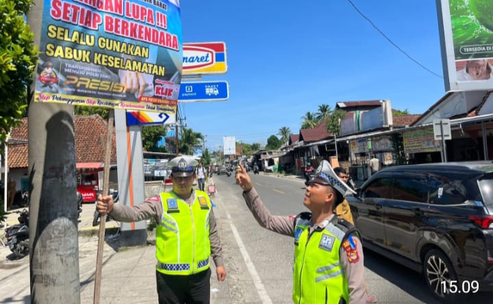 Polres Pesisir Barat Gencar Sosialisasi Kamseltibcarlantas