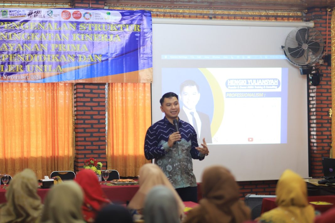 Unila Bekali Tenaga Kependidikan dengan Mindset Bertumbuh untuk Jadi World Class University
