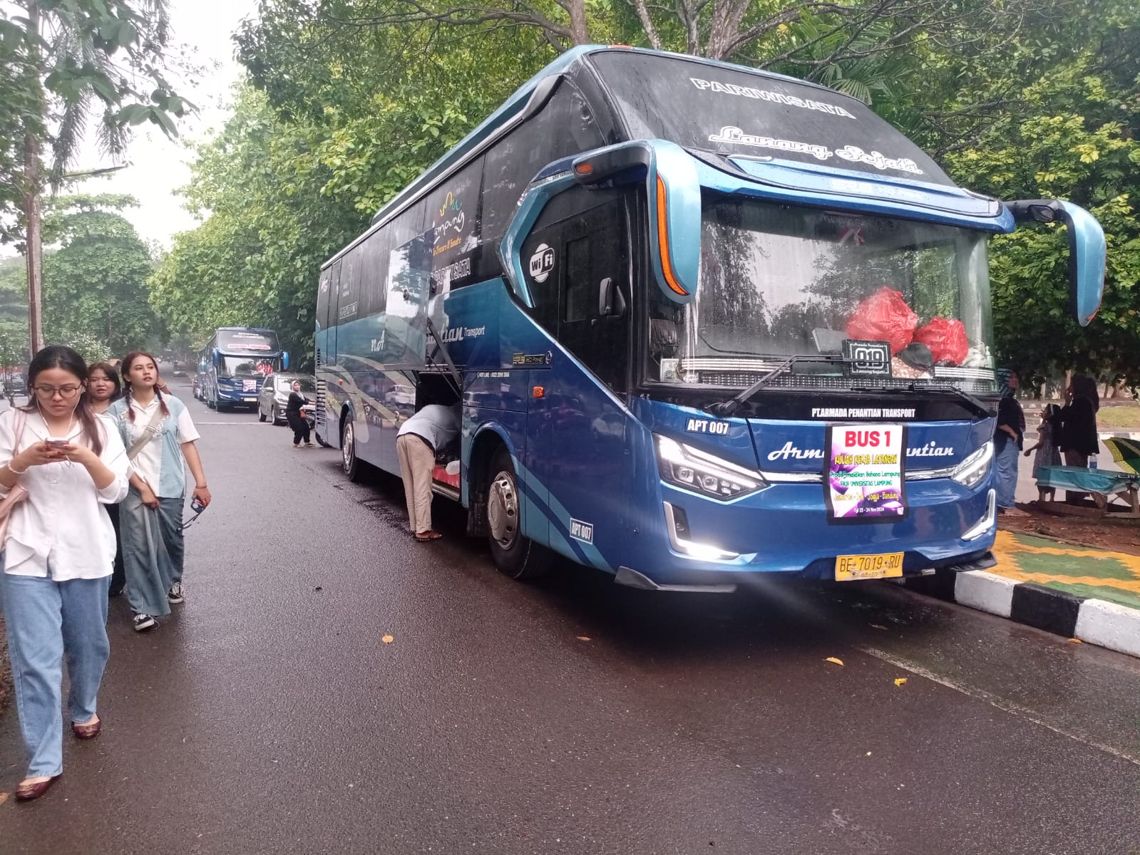Perjalanan KKL Mahasiswa Bahasa Lampung Berakhir Damai, Al Saki Tour Tepati Janji