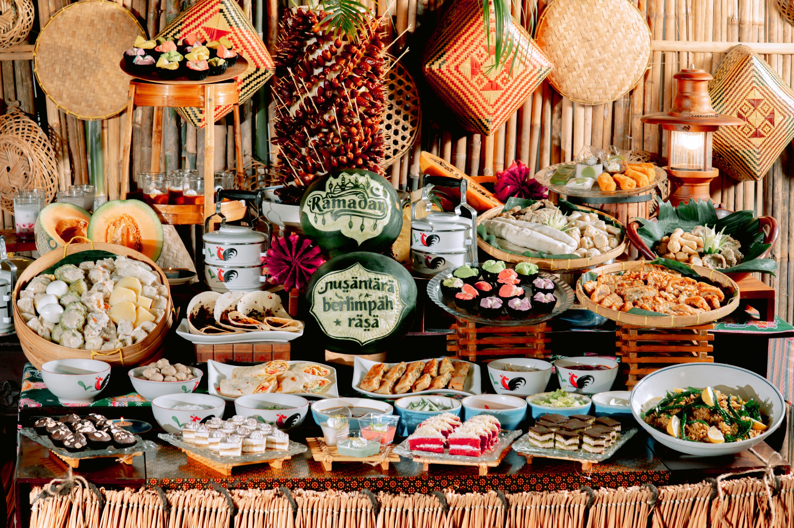 Akar Hotels & Resorts Tawarkan Buka Puasa Spesial Berhadiah Umroh