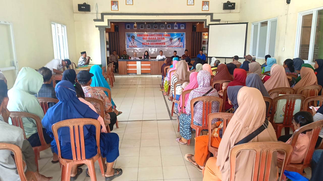 72 KPM Desa Jatimulyo Terima BLT, Kades Sumardi: Manfaatkan untuk Kebutuhan Idul Fitri
