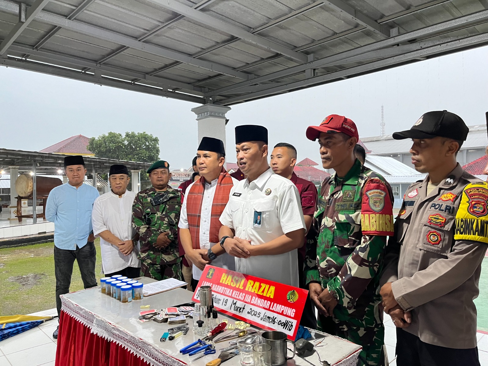 Lapas Narkotika Bandar Lampung Gelar Razia Gabungan, Test Urine WBP Negatif Narkoba