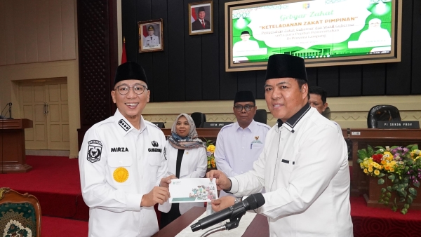 Gubernur Lampung Dorong ASN Bayar Zakat Lewat Baznas