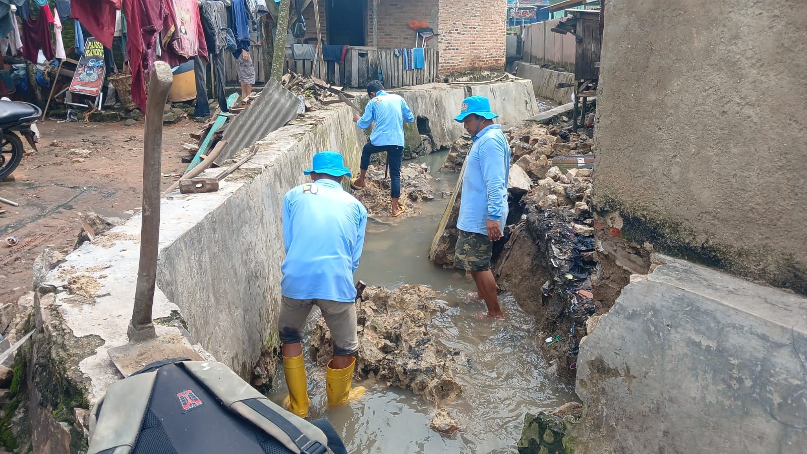 Talud Ambruk Hambat Saluran Air, Pemkot Bandar Lampung Percepat Perbaikan