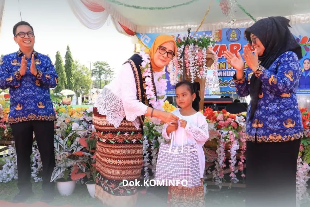 Bunda PAUD Kabupaten Tulang Bawang Hadiri  Gebyar PAUD Se-Kecamatan Penawar Tama.