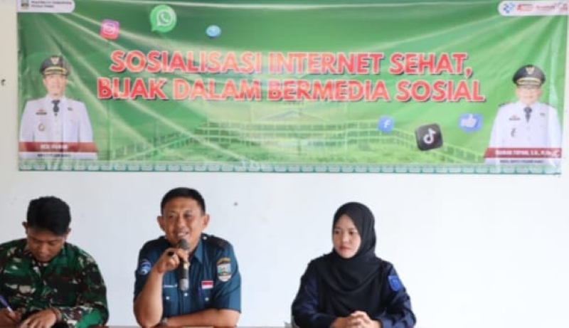 Cegah Pencemaran Nama Baik, Diskominfotiksan Pesisir Barat Gelar Sosialisasi Internet Sehat