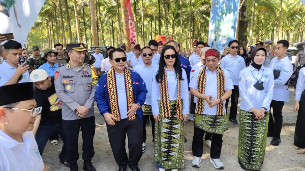 Kapolres Pesisir Barat Hadiri Pembukaan WSL Krui Pro 2025, Dukung Promosi Wisata Daerah