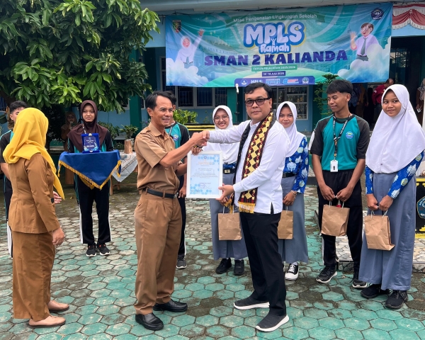 Kepala BNNK Lampung Selatan Ingatkan Bahaya Narkoba di SMAN 2 Kalianda