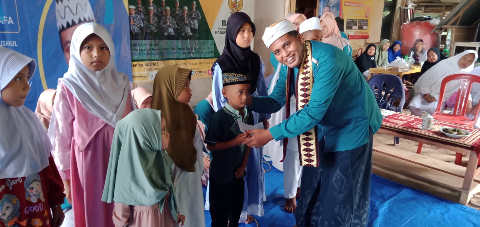 Peringati 1 Muharram, Majelis Khusnul Hotimah Pesawaran Santuni Anak Yatim dan Kaum Dhuafa