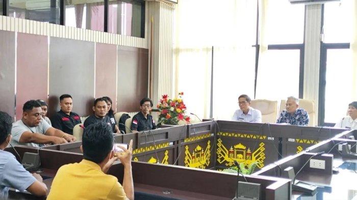 Wakil Ketua DPRD Lampung Yozi Rizal Terima Audiensi Masyarakat Desa Sukadamai Natar