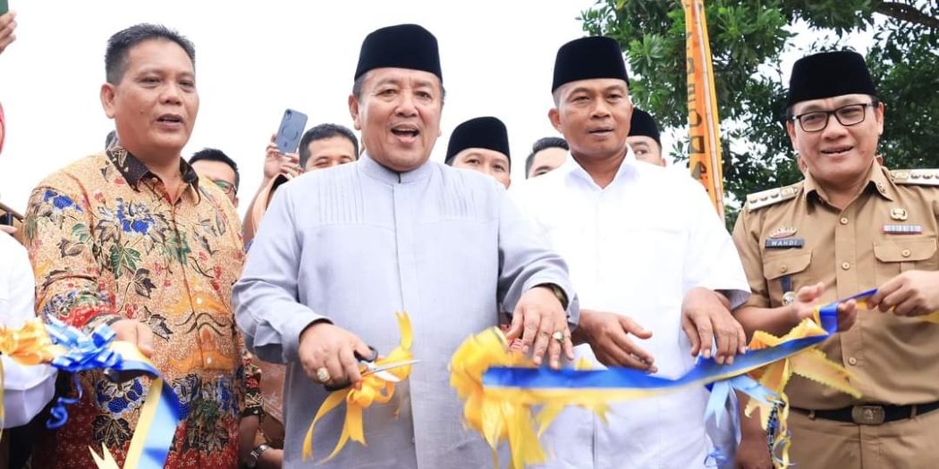 Gubernur Arinal Djunaidi Resmikan Jembatan Way STKIP – PGRI Metro