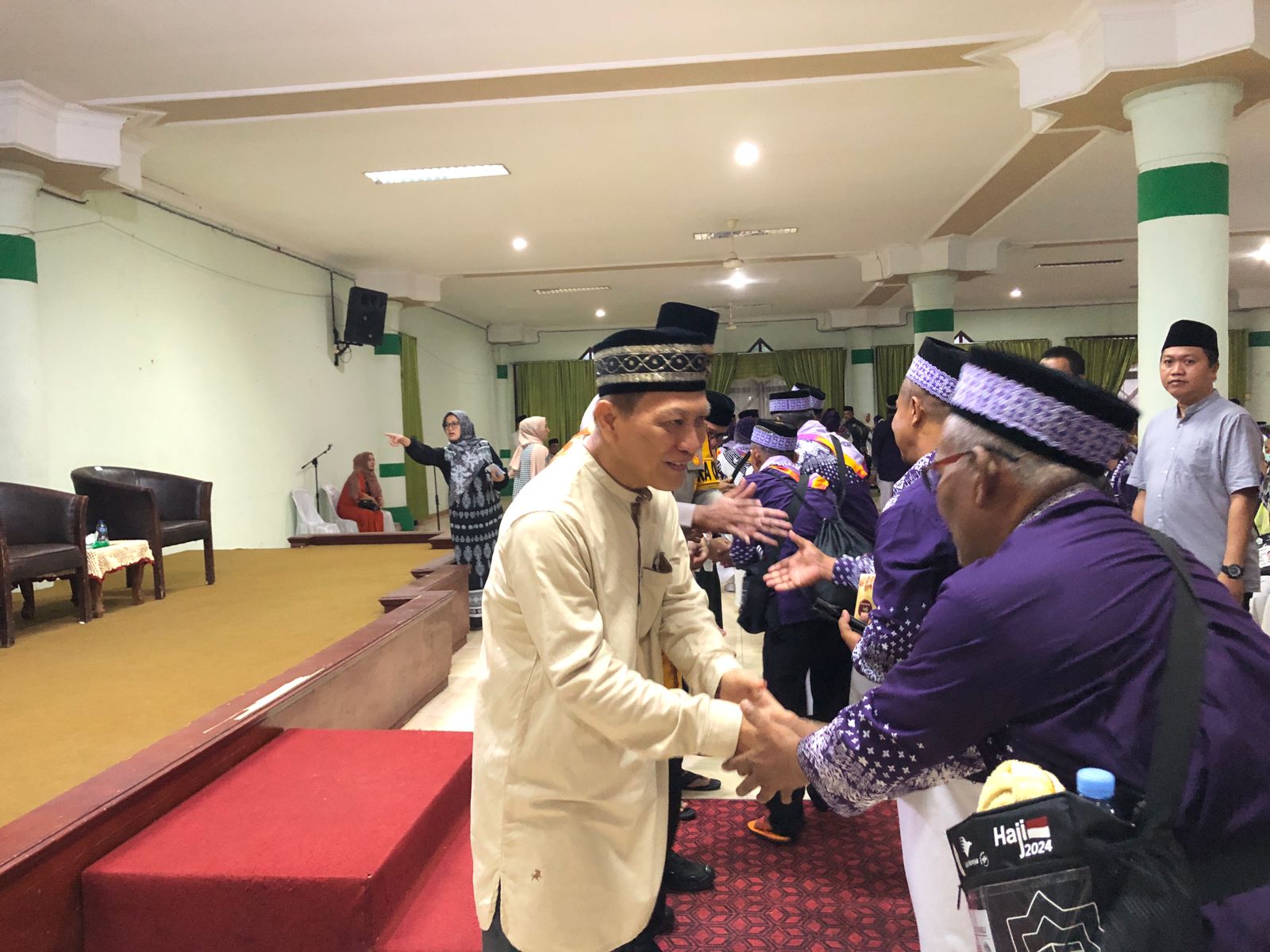 369 Jemaah Haji Kabupaten Tulang Bawang Resmi ke Tanah Suci Mekkah